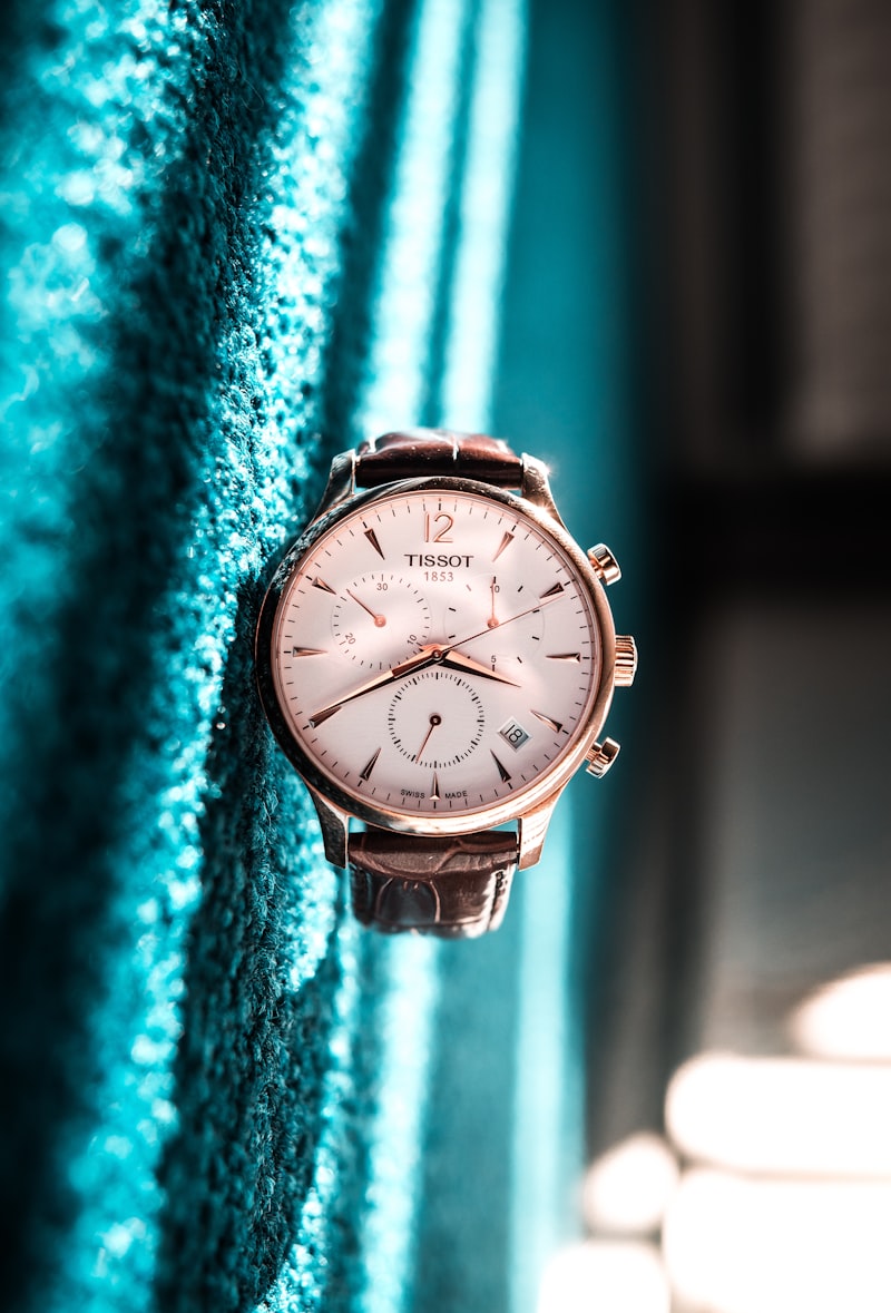 Đồng Hồ Carnival Nam Cao Cấp Phiên Bản 10
